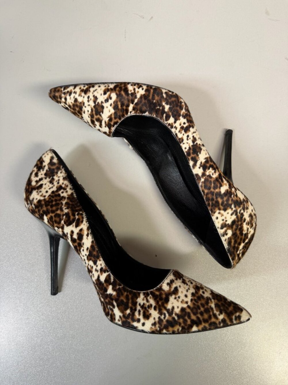 BURBERRY Women's Leopard Print Ponyhair Pointed Heels Size 39.5/US9.5 - Picture 4 of 13